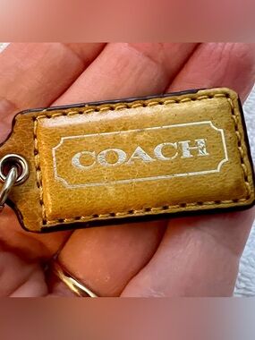 2" VINTAGE COACH logo Leather Nickel Key Fob Bag Charm Keychain Hang Tag